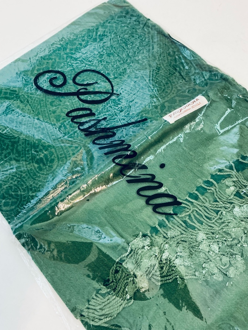 PASHMINA, “GREEN” Women’s Large Scarf Shawl Wrap - Brand New